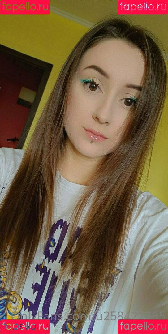 u258422265 Onlyfans Photo Gallery 