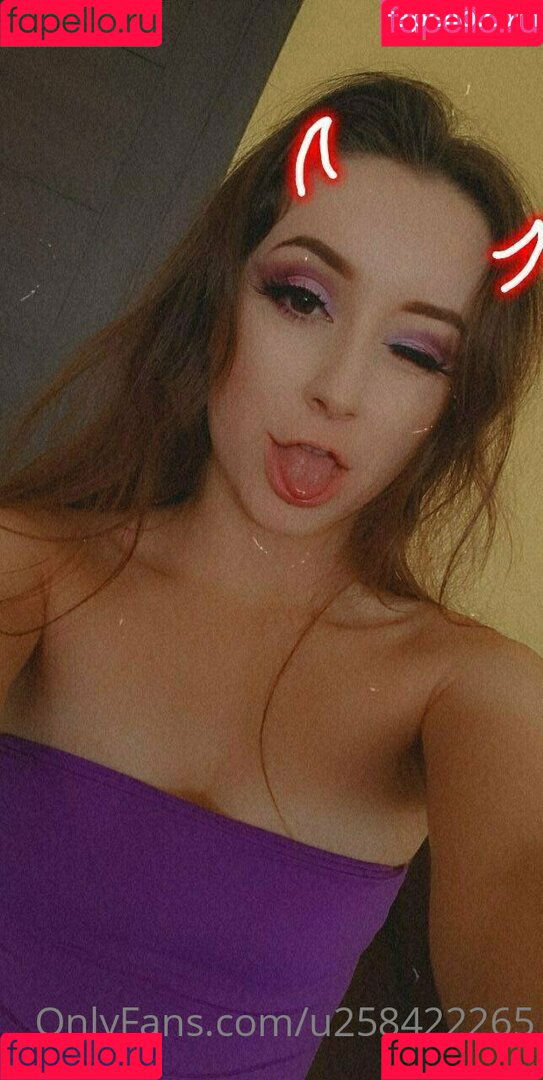 u258422265 Onlyfans Photo Gallery 