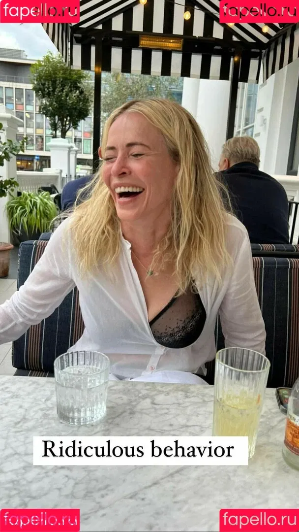 Chelsea Handler Onlyfans Photo Gallery 