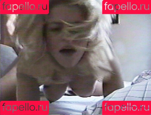 Chelsea Handler Onlyfans Photo Gallery 