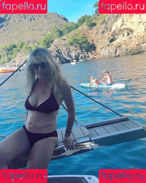 Chelsea Handler Onlyfans Photo Gallery 