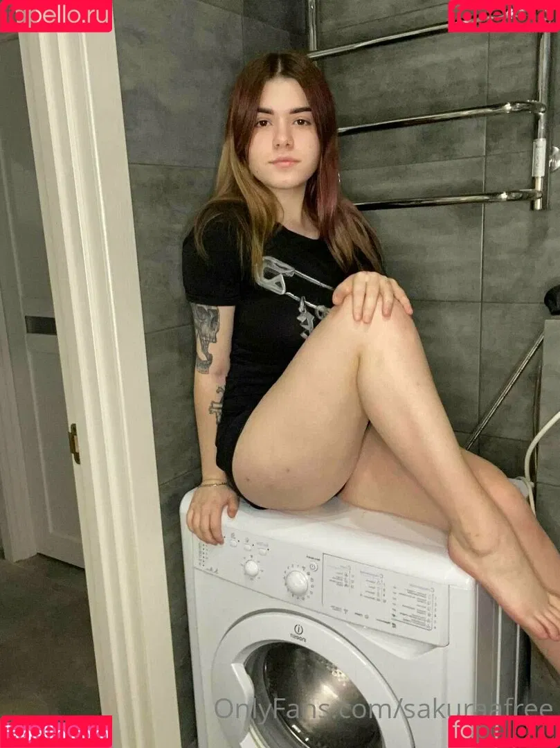sakuraafree Onlyfans Photo Gallery 
