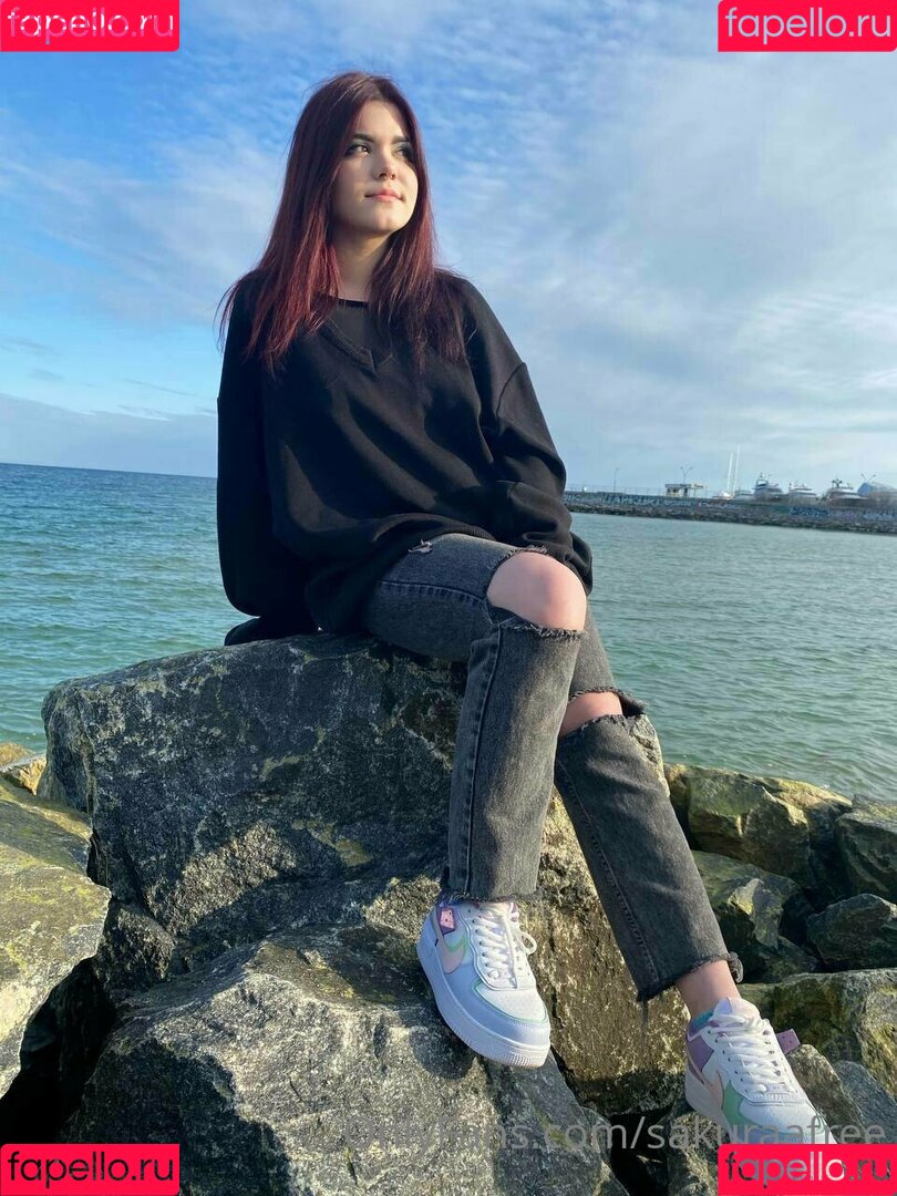 sakuraafree Onlyfans Photo Gallery 