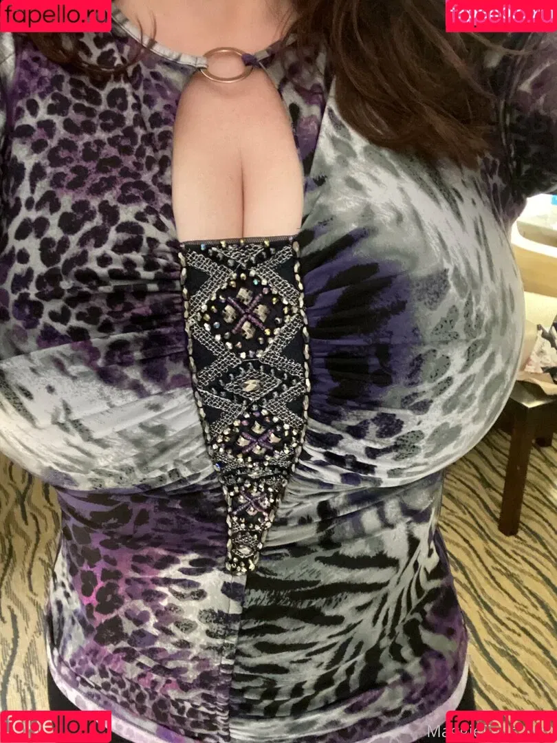 maggiegreenlive Onlyfans Photo Gallery 
