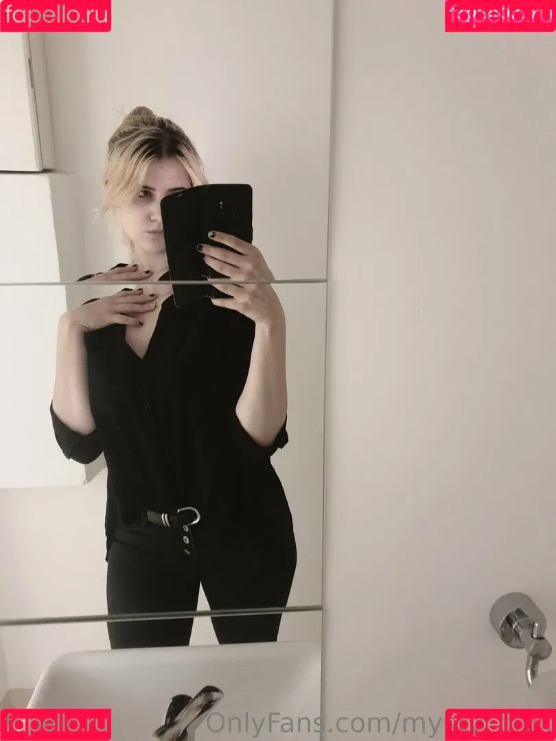 mysty_binx Onlyfans Photo Gallery 