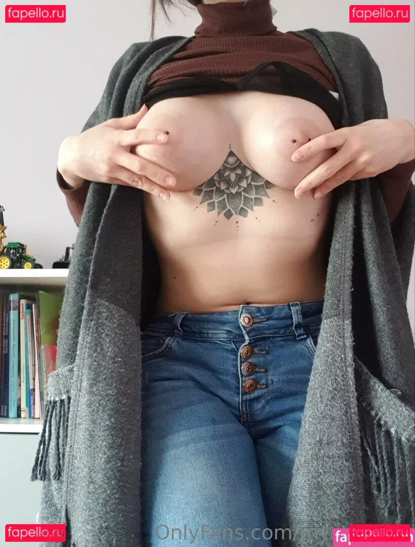 mysty_binx Onlyfans Photo Gallery 