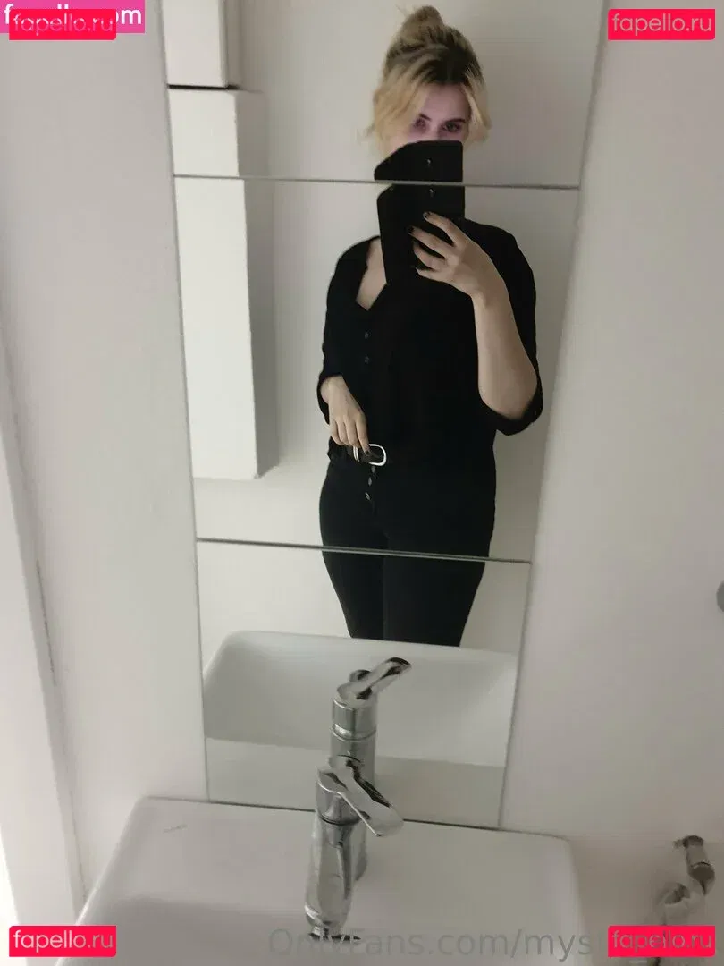 mysty_binx Onlyfans Photo Gallery 