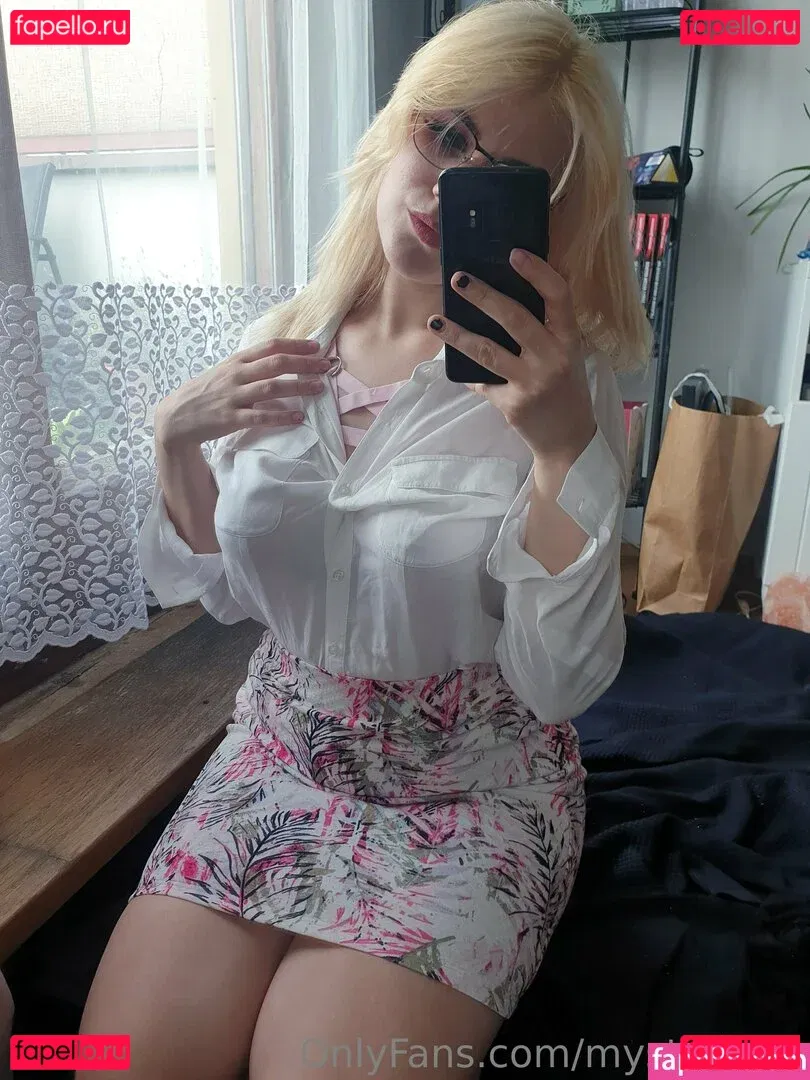 mysty_binx Onlyfans Photo Gallery 