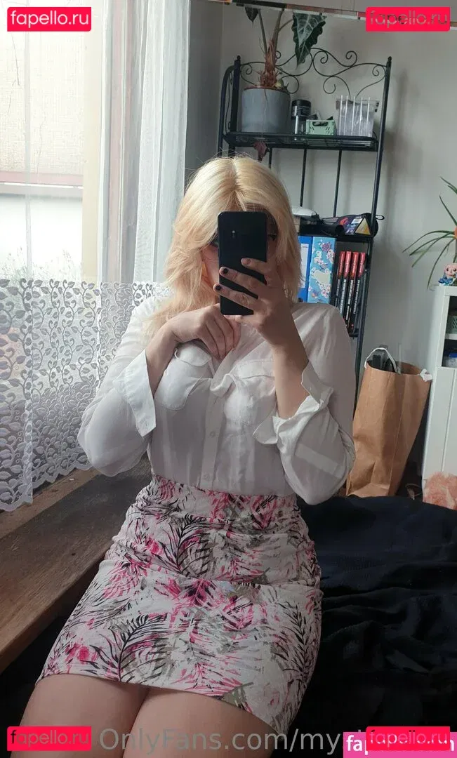 mysty_binx Onlyfans Photo Gallery 