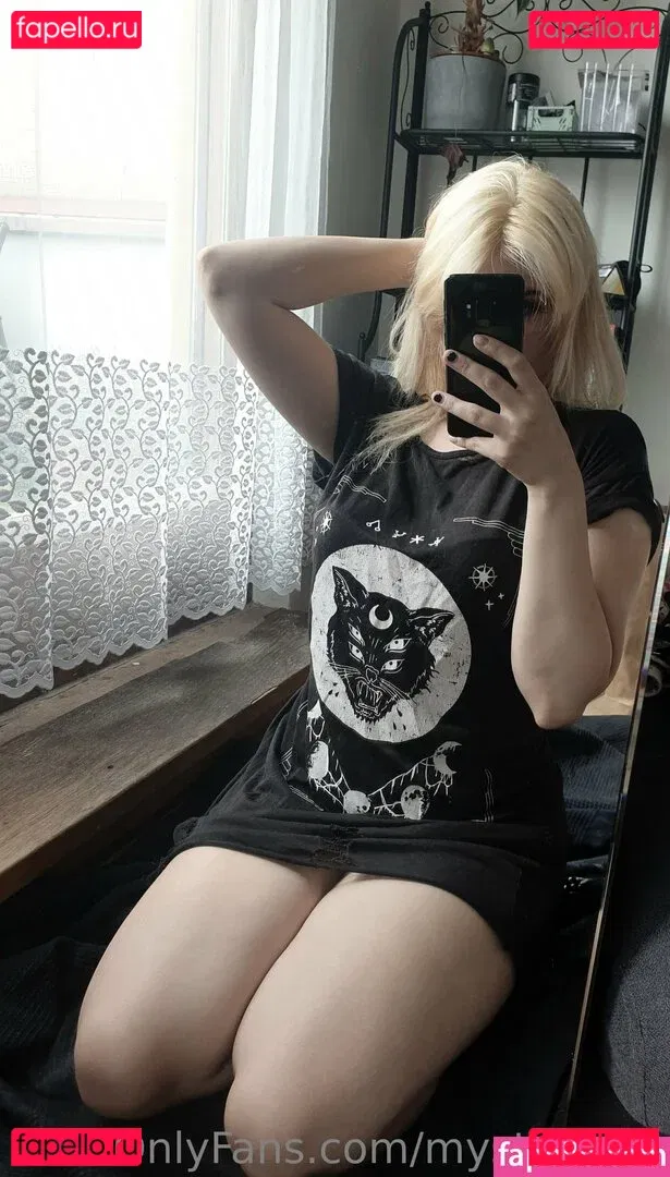 mysty_binx Onlyfans Photo Gallery 