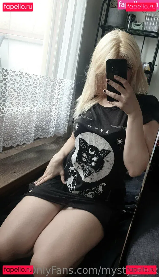 mysty_binx Onlyfans Photo Gallery 