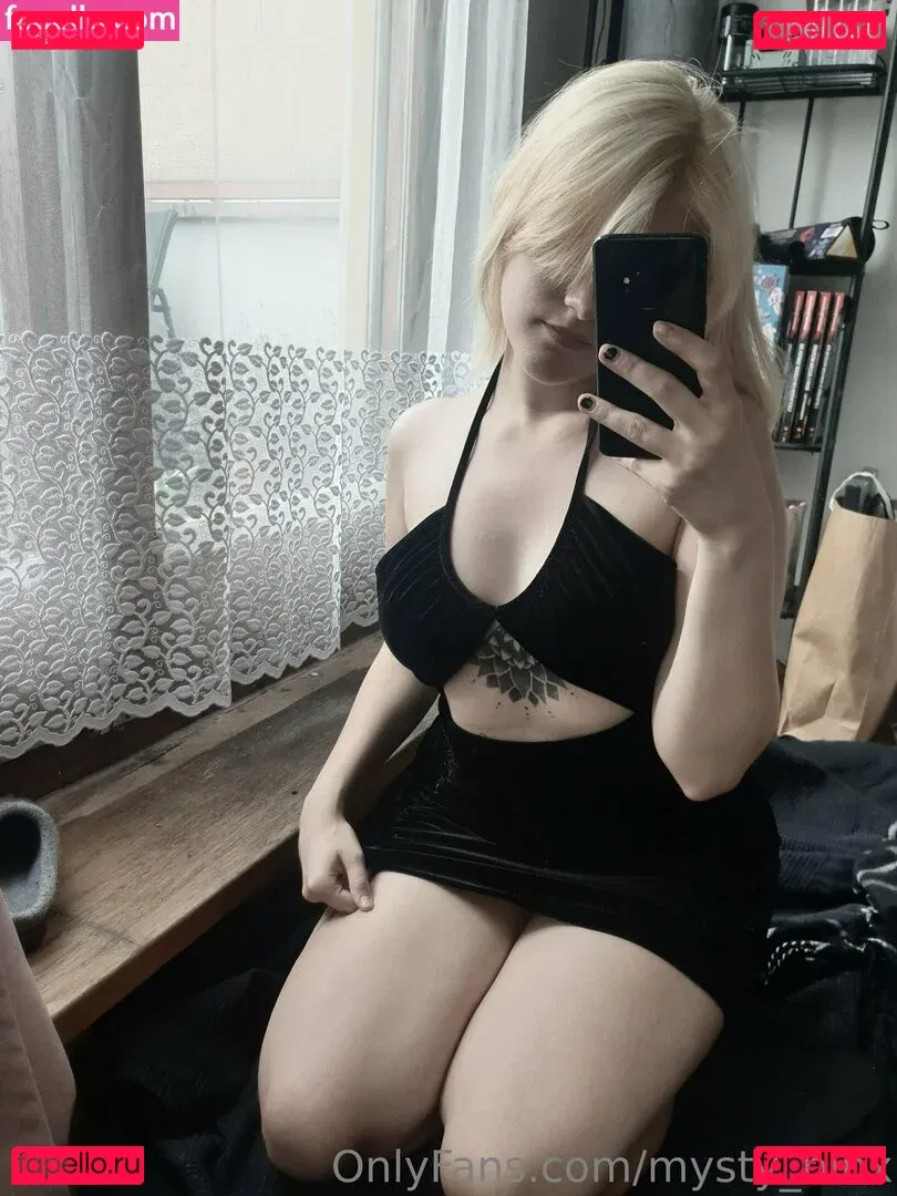 mysty_binx Onlyfans Photo Gallery 