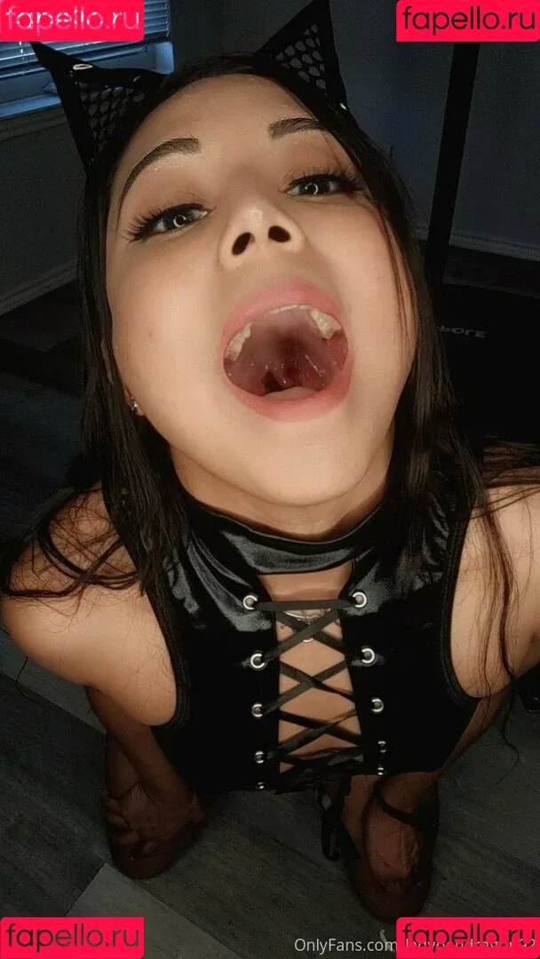 ladypendragon92 Onlyfans Photo Gallery 