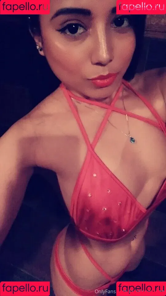 ladypendragon92 Onlyfans Photo Gallery 