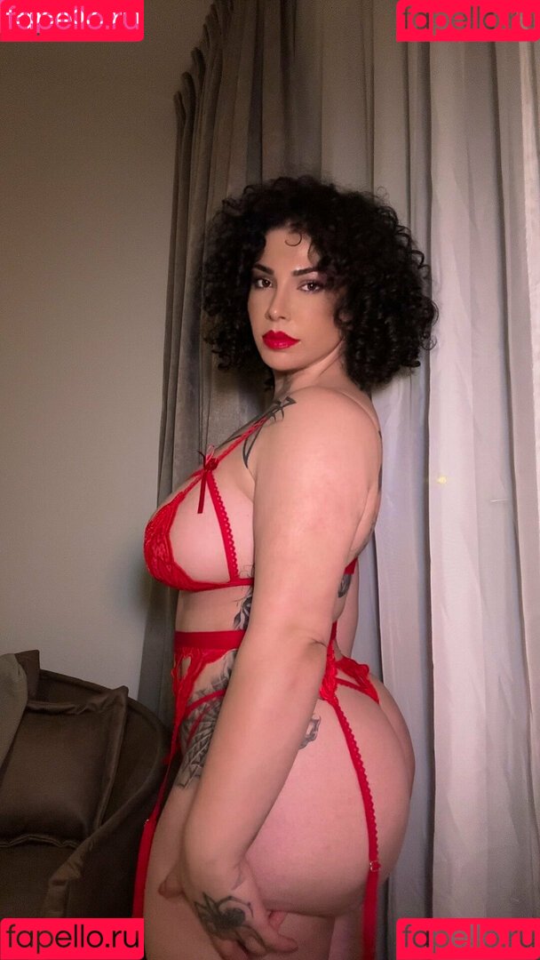 queenazita Onlyfans Photo Gallery 