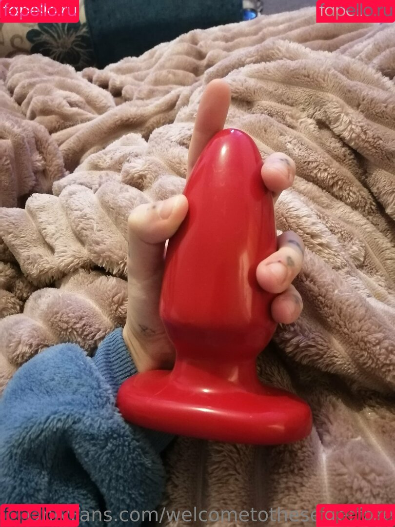 welcometothesewerfree Onlyfans Photo Gallery 