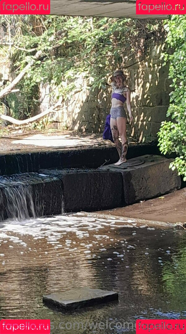 welcometothesewerfree Onlyfans Photo Gallery 