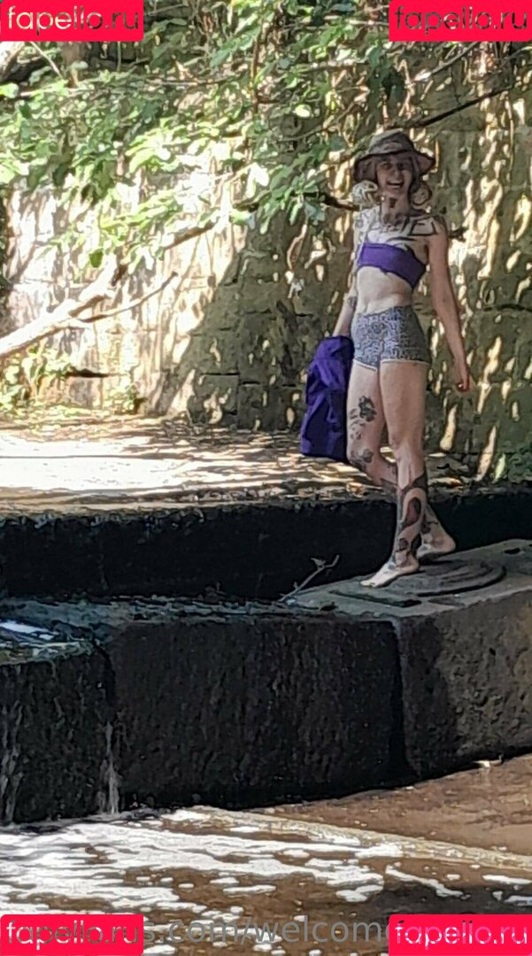 welcometothesewerfree Onlyfans Photo Gallery 