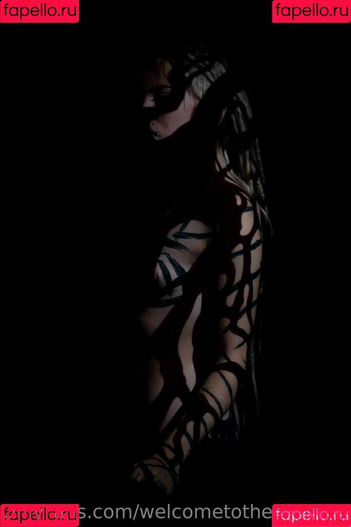 welcometothesewerfree Onlyfans Photo Gallery 