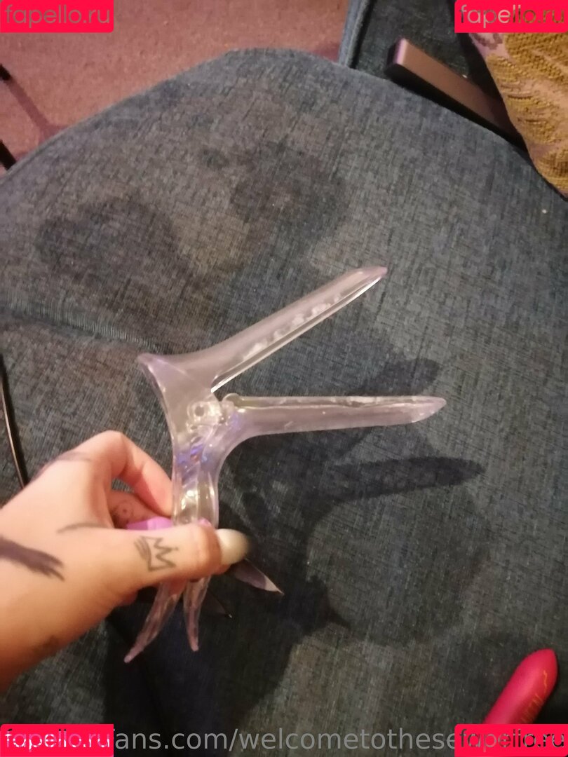 welcometothesewerfree Onlyfans Photo Gallery 