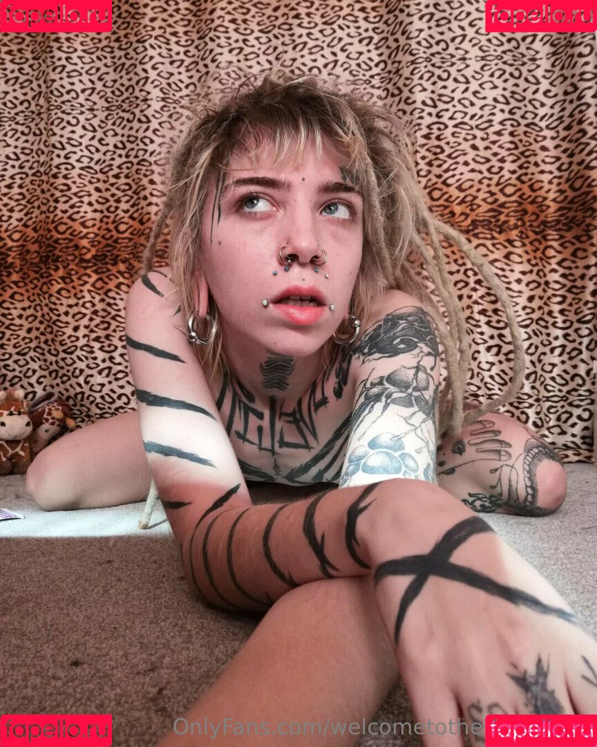 welcometothesewerfree Onlyfans Photo Gallery 