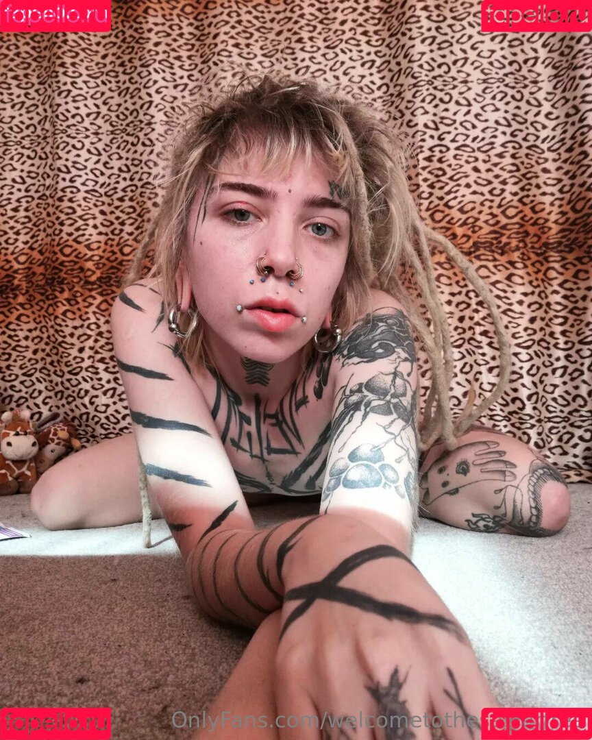 welcometothesewerfree Onlyfans Photo Gallery 