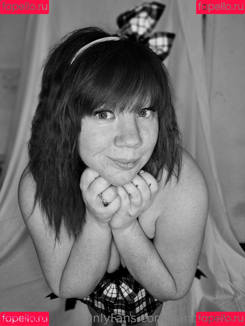 NinaGonz Onlyfans Photo Gallery 