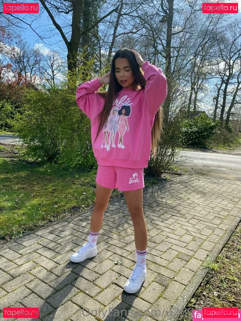 clairelaurent Onlyfans Photo Gallery 