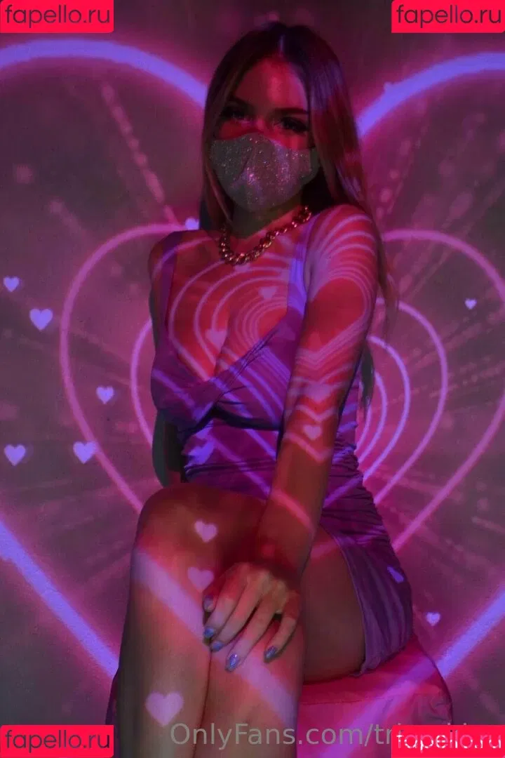 triss_kiss Onlyfans Photo Gallery 