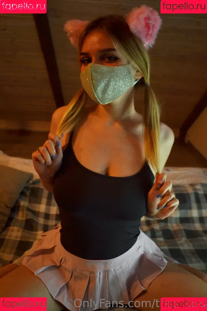 triss_kiss Onlyfans Photo Gallery 