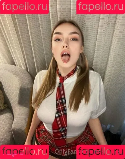 triss_kiss Onlyfans Photo Gallery 