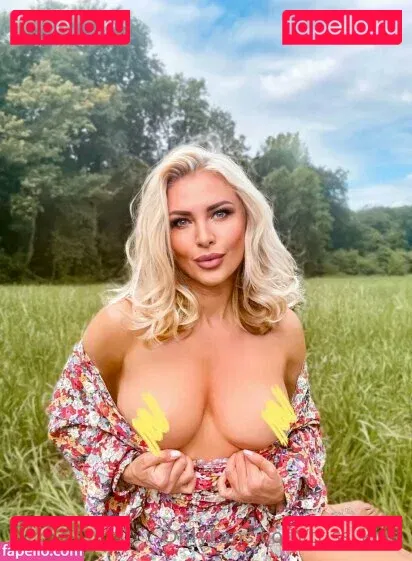 triss_kiss Onlyfans Photo Gallery 