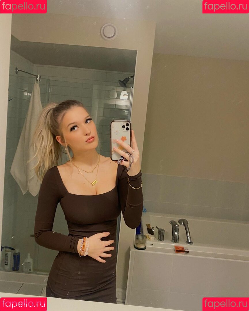 Emma Welyki Onlyfans Photo Gallery 