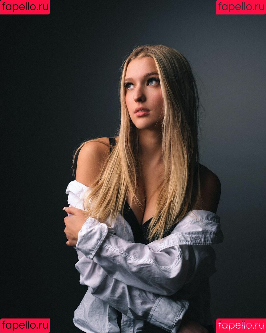 Emma Welyki Onlyfans Photo Gallery 