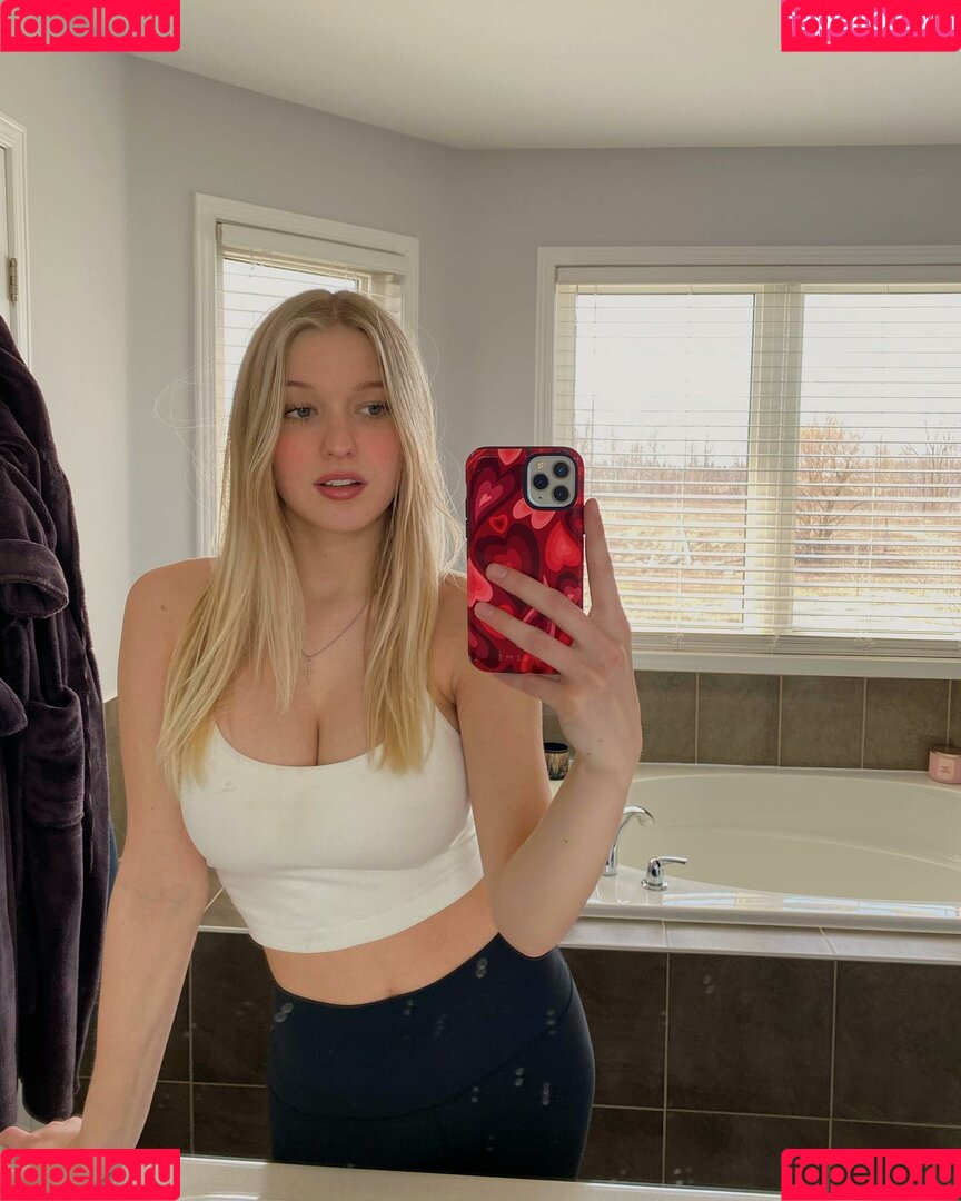 Emma Welyki Onlyfans Photo Gallery 