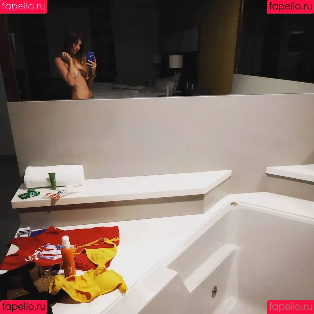 Iamcristinini Onlyfans Photo Gallery 