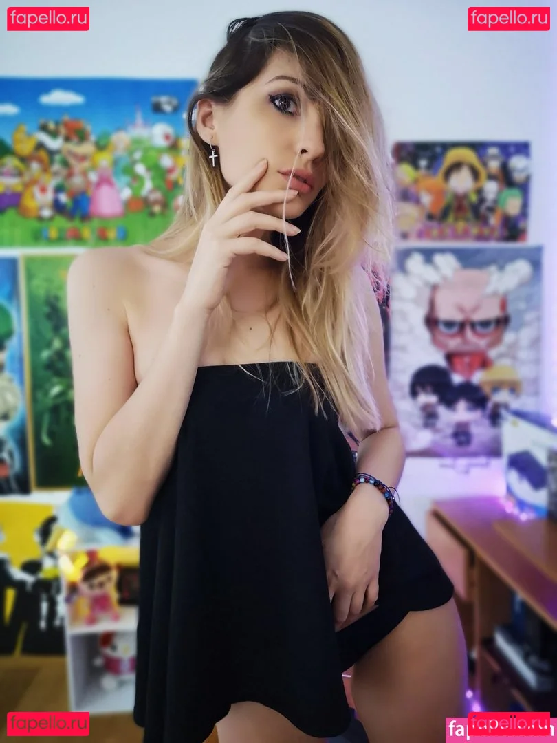 Iamcristinini Onlyfans Photo Gallery 