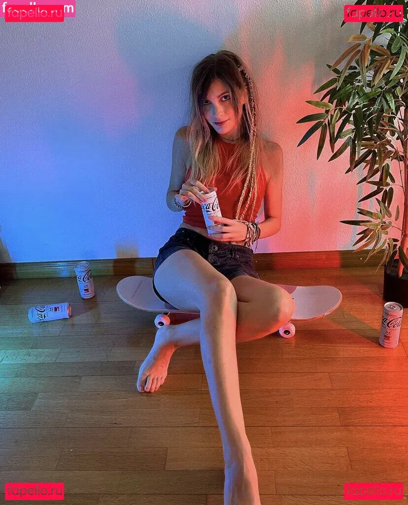 Iamcristinini Onlyfans Photo Gallery 