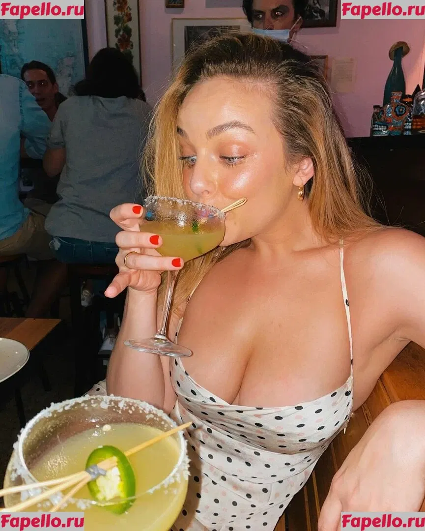 Abbie Chatfield Onlyfans Photo Gallery 