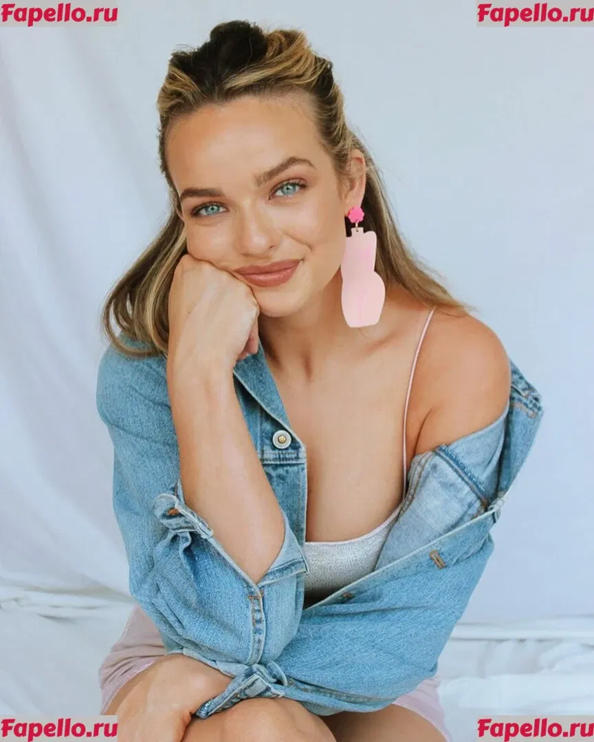 Abbie Chatfield Onlyfans Photo Gallery 