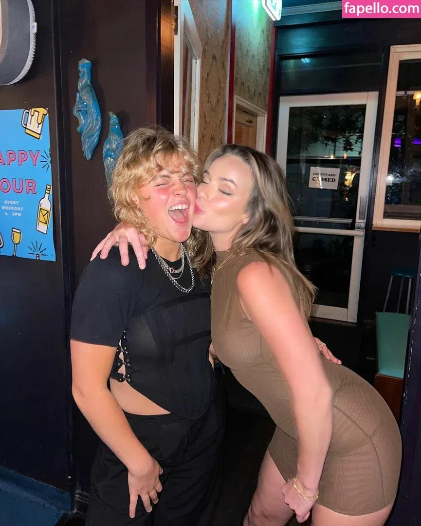 Abbie Chatfield Onlyfans Photo Gallery 