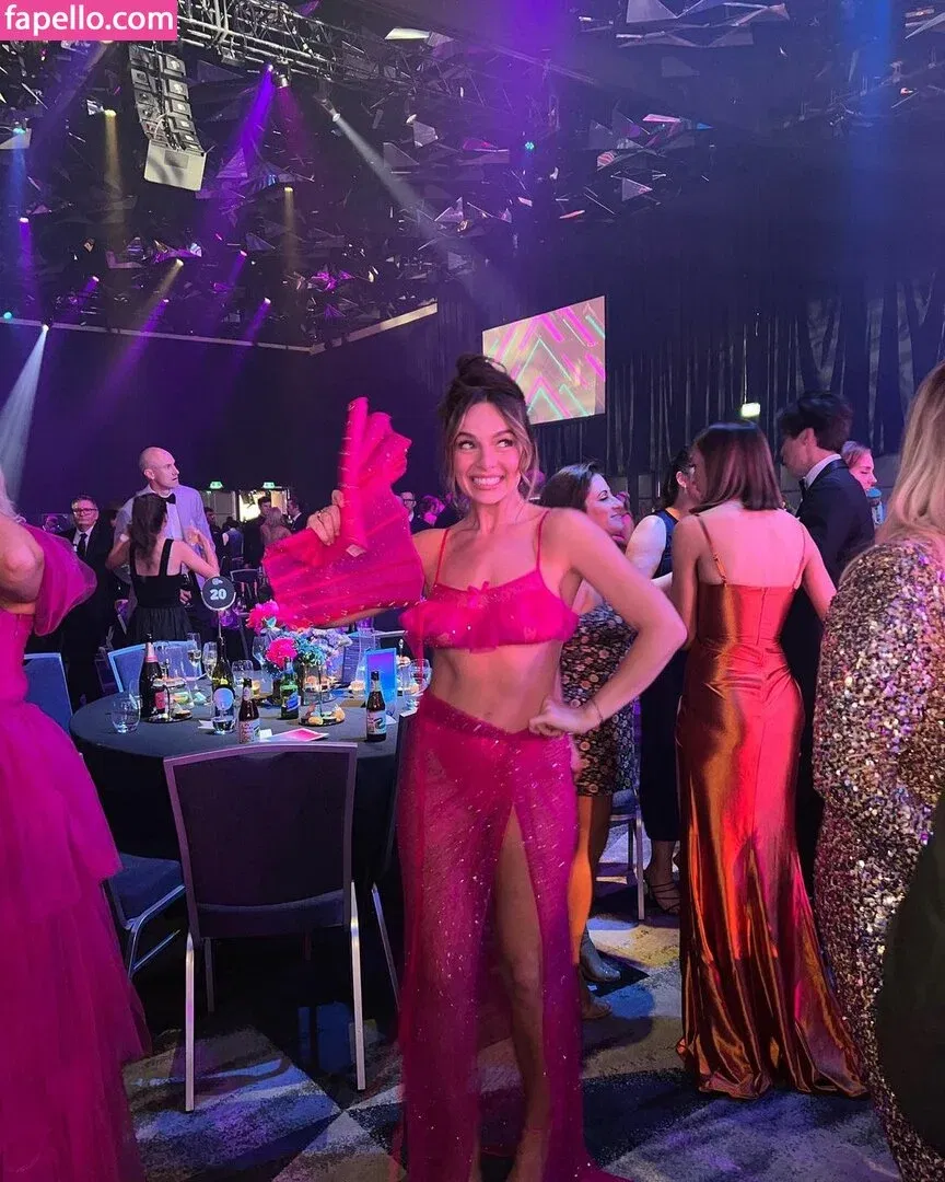 Abbie Chatfield Onlyfans Photo Gallery 