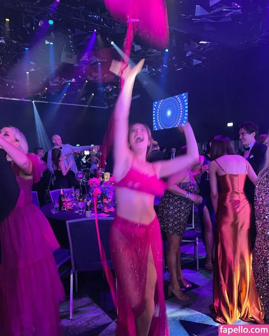 Abbie Chatfield Onlyfans Photo Gallery 