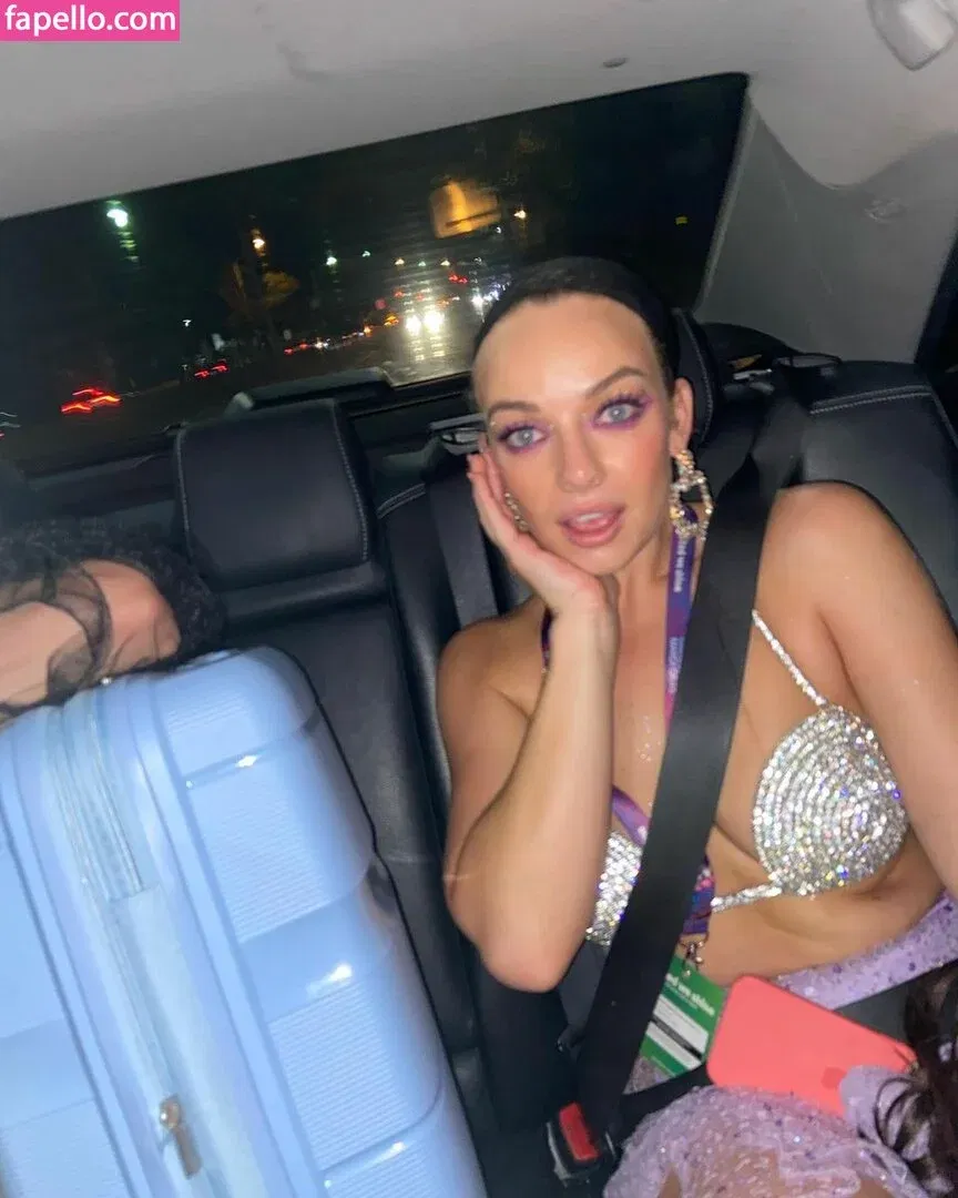 Abbie Chatfield Onlyfans Photo Gallery 