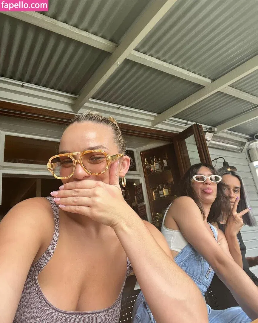 Abbie Chatfield Onlyfans Photo Gallery 