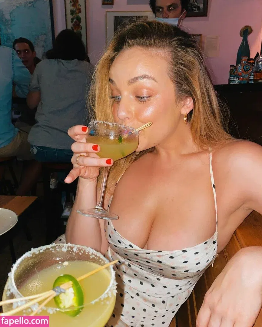 Abbie Chatfield Onlyfans Photo Gallery 