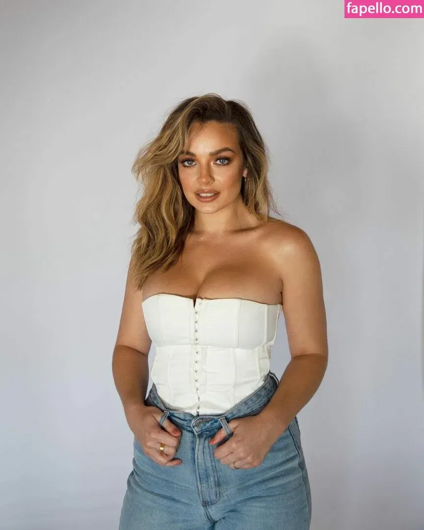 Abbie Chatfield Onlyfans Photo Gallery 