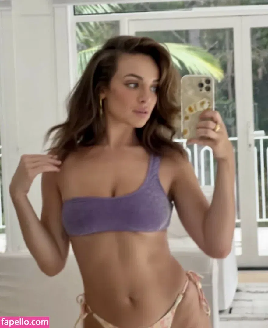 Abbie Chatfield Onlyfans Photo Gallery 