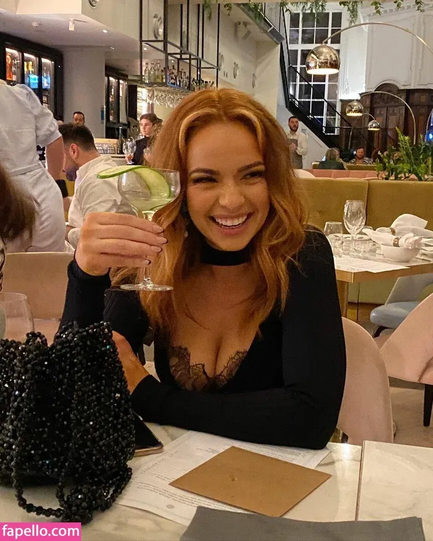 Abbie Chatfield Onlyfans Photo Gallery 