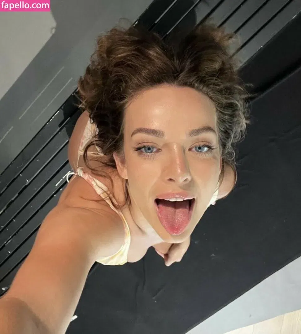 Abbie Chatfield Onlyfans Photo Gallery 